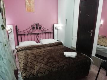 Фотографии Апартаменты Bucuresti Apartment Studio г. Кишинёв (Молдова) №1 Фото Апартаменты Bucuresti Apartment Studio г. Кишинёв 1
