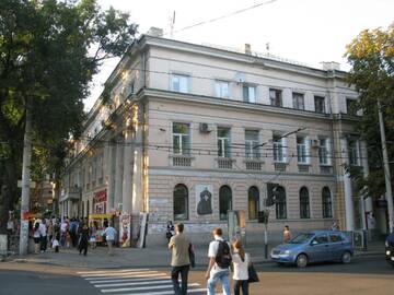 Фотографии Хостелы Suisse Hostel г. Кишинёв (Молдова) №1 Фото Хостелы Suisse Hostel г. Кишинёв 1