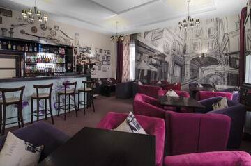 Фотографии Отель Flowers Hotel г. Кишинёв (Молдова) №4 Фото Отель Flowers Hotel г. Кишинёв 4