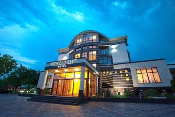 Фотографии Отель President Resort Hotel г. Кишинёв (Молдова) №3 Фото Отель President Resort Hotel г. Кишинёв 3