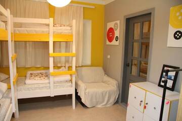Фотографии Хостелы Chill Hostel Кишинев г. Кишинёв (Молдова) №2 Фото Хостелы Chill Hostel Кишинев г. Кишинёв 2
