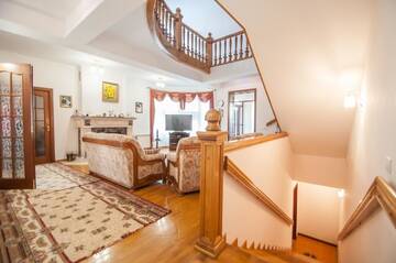 Фотографии Виллы Magnificent Villa г. Кишинёв (Молдова) №2 Фото Виллы Magnificent Villa г. Кишинёв 2