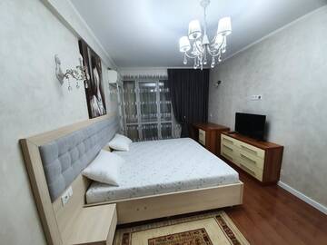 Фотографии Апартаменты Rent Grand Delux Apartments 3-rooms Design in Chisinau г. Кишинёв (Молдова) №1 Фото Апартаменты Rent Grand Delux Apartments 3-rooms Design in Chisinau г. Кишинёв 1
