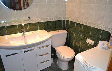 Фотографии Апартаменты Central Apartments 2-room near Parliament Serghei Lazo street г. Кишинёв (Молдова) №5 Фото Апартаменты Central Apartments 2-room near Parliament Serghei Lazo street г. Кишинёв 5