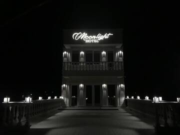 Фотографии Отель Moonlight Hotel г. Кишинёв (Молдова) №1 Фото Отель Moonlight Hotel г. Кишинёв 1