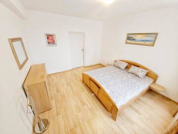 Фотографии Апартаменты Penthouse Center Apartment г. Кишинёв (Молдова) №5 Фото Апартаменты Penthouse Center Apartment г. Кишинёв 5