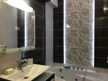Фотографии Апартаменты Luxury Apartment Kishinev г. Кишинёв (Молдова) №3 Фото Апартаменты Luxury Apartment Kishinev г. Кишинёв 3