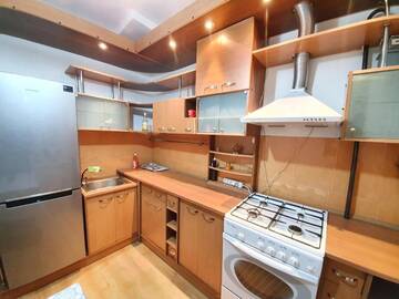 Фотографии Апартаменты Tourist Central White Apartaments Stefan cel Mare Boulevard in Chisinau г. Кишинёв (Молдова) №4 Фото Апартаменты Tourist Central White Apartaments Stefan cel Mare Boulevard in Chisinau г. Кишинёв 4