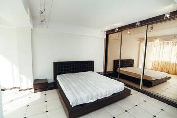 Фотографии Апартаменты Apartament in Historical centrum г. Кишинёв (Молдова) №2 Фото Апартаменты Apartament in Historical centrum г. Кишинёв 2