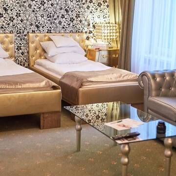 Фото номера Двухместный номер бизнес-класса с 1 кроватью Отель Weekend Boutique Hotel г. Кишинёв 19
