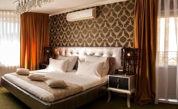 Фото номера Двухместный номер бизнес-класса с 1 кроватью Отель Weekend Boutique Hotel г. Кишинёв 15