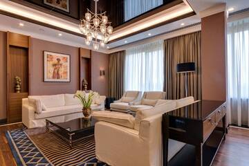 Фото номера Люкс «Премьер» Отель Radisson Blu Leogrand Hotel г. Кишинёв 4