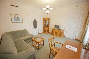 Фото номера Представительский люкс Отель Jolly Alon Hotel г. Кишинёв 5