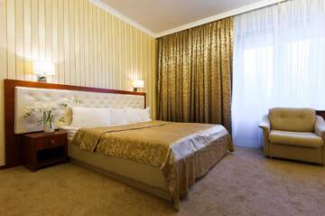 Фото номера Двухместный номер Делюкс с 1 кроватью Отель Jolly Alon Hotel г. Кишинёв 13