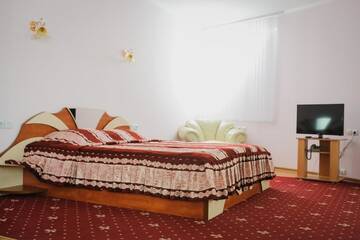 Фото номера Улучшенный двухместный номер с 1 кроватью Отель Villa Arus г. Кишинёв 26