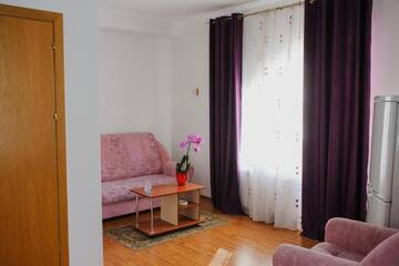 Фото номера Улучшенный двухместный номер с 1 кроватью Отель Villa Arus г. Кишинёв 15