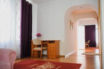 Фото номера Улучшенный двухместный номер с 1 кроватью Отель Villa Arus г. Кишинёв 16