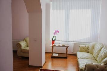 Фото номера Улучшенный двухместный номер с 1 кроватью Отель Villa Arus г. Кишинёв 20