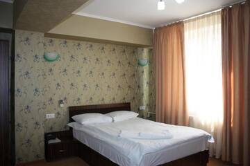 Фото номера Стандартный одноместный номер Отель Europa Hotel г. Кишинёв 4