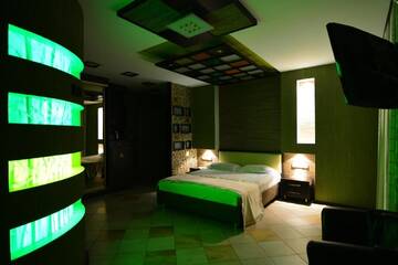 Фото номера Семейный люкс Апарт-отели Hotel Prestige г. Кишинёв 8