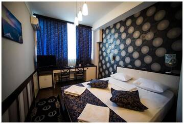 Фото номера Стандартный одноместный номер Отель Iris Hotel г. Кишинёв 7