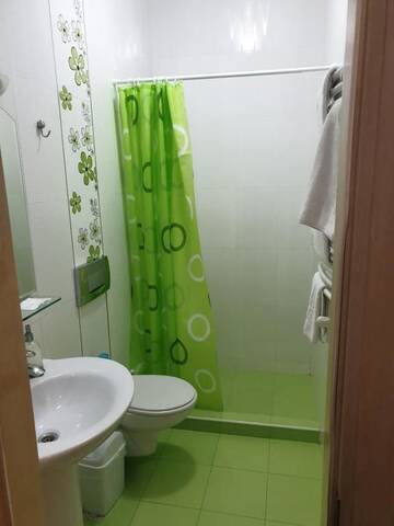Фото номера Двухместный номер «Комфорт» с 1 кроватью Отель TipTop Hotel г. Кишинёв 10