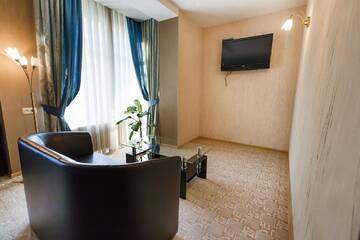 Фото номера Люкс Отель TipTop Hotel г. Кишинёв 16