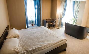 Фото номера Люкс Отель TipTop Hotel г. Кишинёв 14