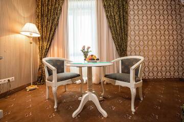 Фото номера Стандартный двухместный номер с 2 отдельными кроватями Отель Savoy г. Кишинёв 3