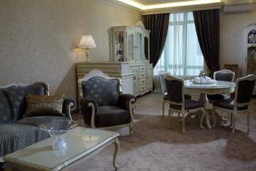 Фото номера Президентский люкс Отель Savoy г. Кишинёв 6