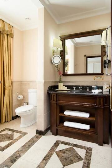Фото номера Стандартный одноместный номер Отель Nobil Luxury Boutique Hotel г. Кишинёв 6