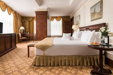 Фото номера Полулюкс Отель Nobil Luxury Boutique Hotel г. Кишинёв 3