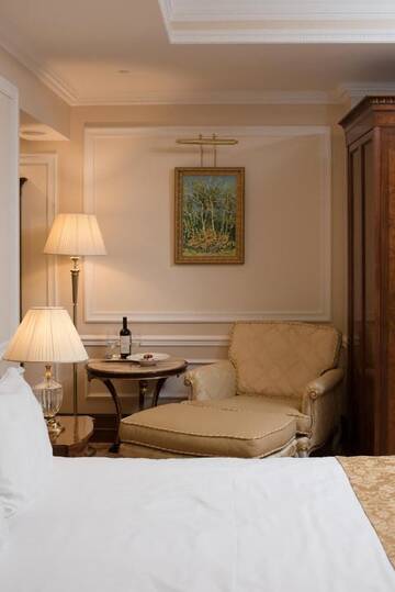 Фото номера Полулюкс Отель Nobil Luxury Boutique Hotel г. Кишинёв 4