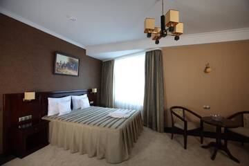 Фото номера Полулюкс Отель President Resort Hotel г. Кишинёв 5