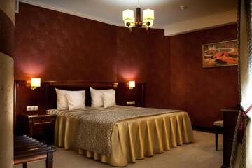 Фото номера Стандартный двухместный номер с 1 кроватью Отель President Resort Hotel г. Кишинёв 2