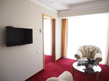 Фото номера Люкс Отель Jazz Hotel г. Кишинёв 4