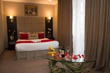 Фото номера Апартаменты Делюкс Отель Shadow Boutique Hotel &amp; Spa г. Кишинёв 4