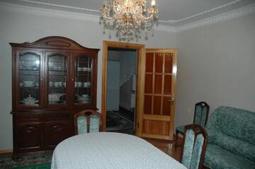 Фото номера Вилла с 3 спальнями Виллы Villa Romantica on Vlaicu-Pircalab г. Кишинёв 4