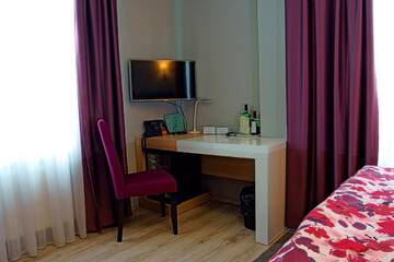 Фото номера Стандартный двухместный номер с 1 кроватью Отель City Park Hotel г. Кишинёв 5