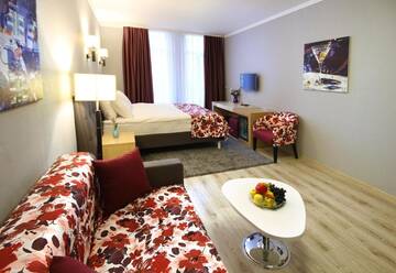 Фото номера Двухместный номер Делюкс с 2 отдельными кроватями Отель City Park Hotel г. Кишинёв 4