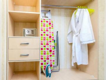 Фото номера Апартаменты Делюкс Отель Dendrarium Park ApartHotel г. Кишинёв 12
