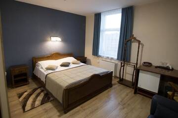 Фото номера Улучшенный двухместный номер с 1 кроватью Отель Hotel &amp; Spa Natali г. Кишинёв 2
