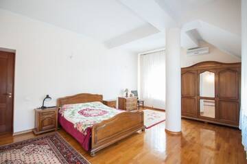 Фото номера Номер с 3 спальнями Виллы Magnificent Villa г. Кишинёв 58
