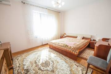 Фото номера Номер с 3 спальнями Виллы Magnificent Villa г. Кишинёв 23
