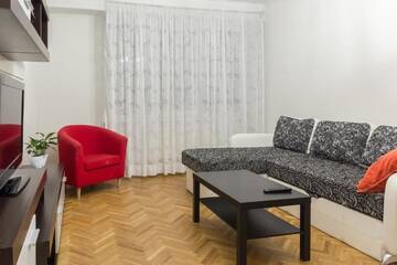 Фото номера Апартаменты с 1 спальней Апартаменты Nice and cozy apartment on main street Chisinau г. Кишинёв 18