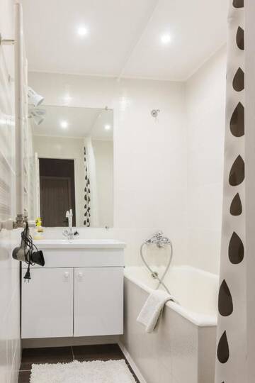 Фото номера Апартаменты с 1 спальней Апартаменты Nice and cozy apartment on main street Chisinau г. Кишинёв 16