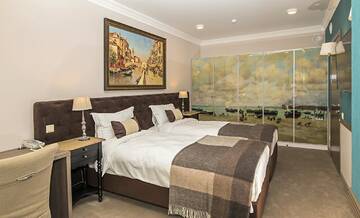 Фото номера Апартаменты с 1 спальней и балконом Отель ZENTRUM Hotel г. Кишинёв 5