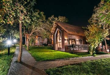 Фото номера Вилла с 3 спальнями Курортные отели Tree House г. Кишинёв 19