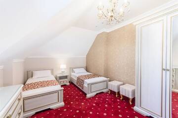 Фото номера Семейный номер Отель Park Lane Hotel г. Кишинёв 3