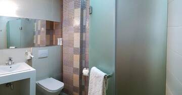 Фото номера Стандартный двухместный номер с 1 кроватью Отель Wine Hotel Chisinau г. Кишинёв 13